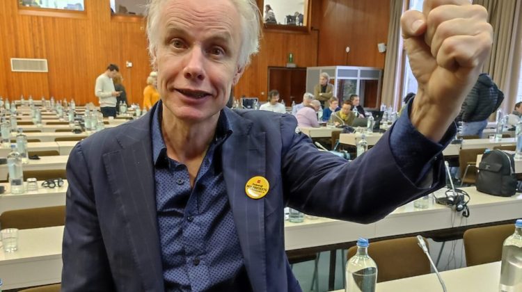 Генеральний секретар Європейської федерації профспілок громадського обслуговування (ЄФПГО) (EPSU) Ян Віллем Ґаудріаан звернувся листом до Прем’єр-міністра України Дениса Шмигаля щодо захоплення майна профспілок і наступу на свободу об'єднання